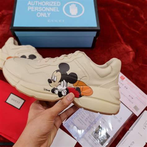 giày gucci mickey